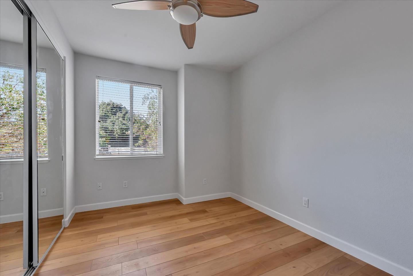 Detail Gallery Image 14 of 32 For 2330 University Ave #190,  East Palo Alto,  CA 94303 - 3 Beds | 2 Baths