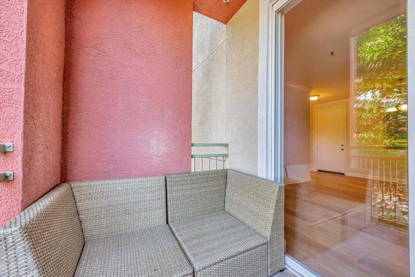 Detail Gallery Image 29 of 32 For 2330 University Ave #190,  East Palo Alto,  CA 94303 - 3 Beds | 2 Baths