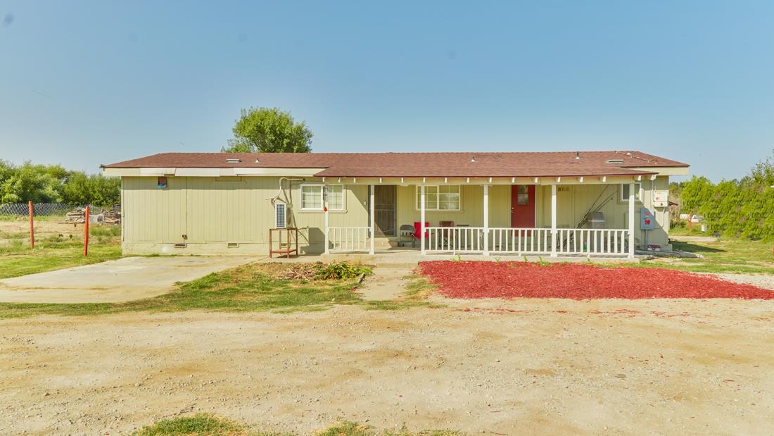 Photo of 7680 Lovers Ln in Hollister, CA