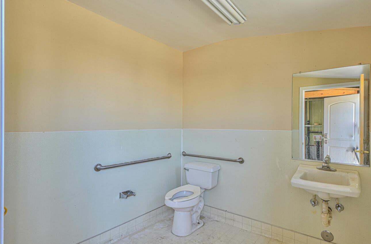 Detail Gallery Image 14 of 20 For 109 Capitol St, Salinas,  CA 93901 - – Beds | – Baths