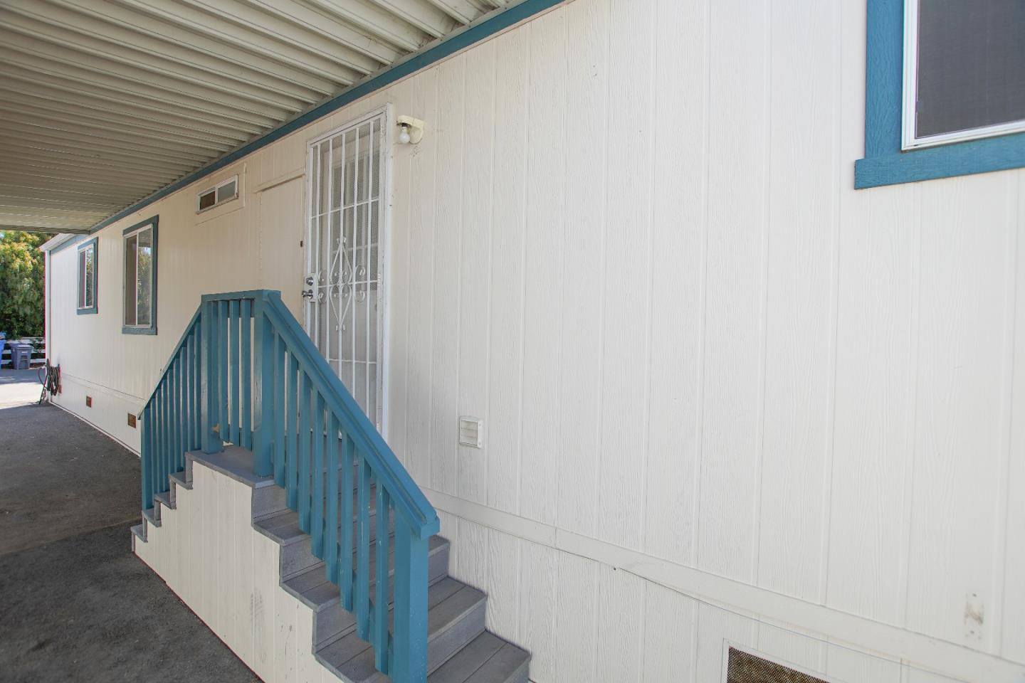 Detail Gallery Image 8 of 33 For 2900 Fairview #4,  Hollister,  CA 95023 - 3 Beds | 2 Baths
