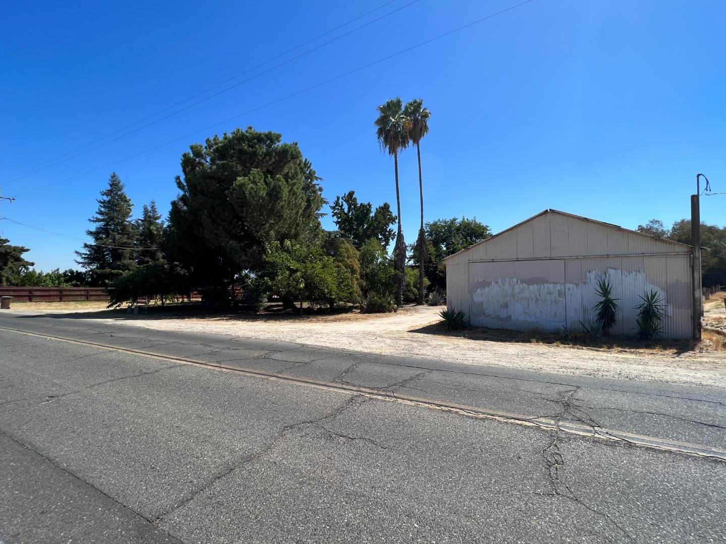 Detail Gallery Image 34 of 66 For 7369 Gertrude Ave, Winton,  CA 95388 - 3 Beds | 1 Baths