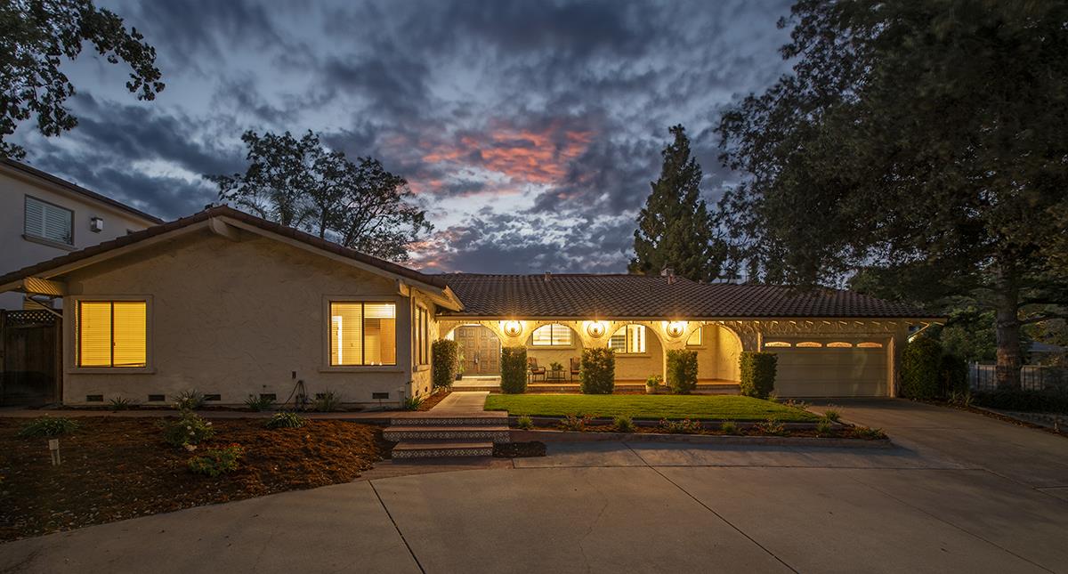 Detail Gallery Image 1 of 1 For 1911 Dry Creek Road, Campbell,  CA 95008 - 4 Beds | 2/1 Baths