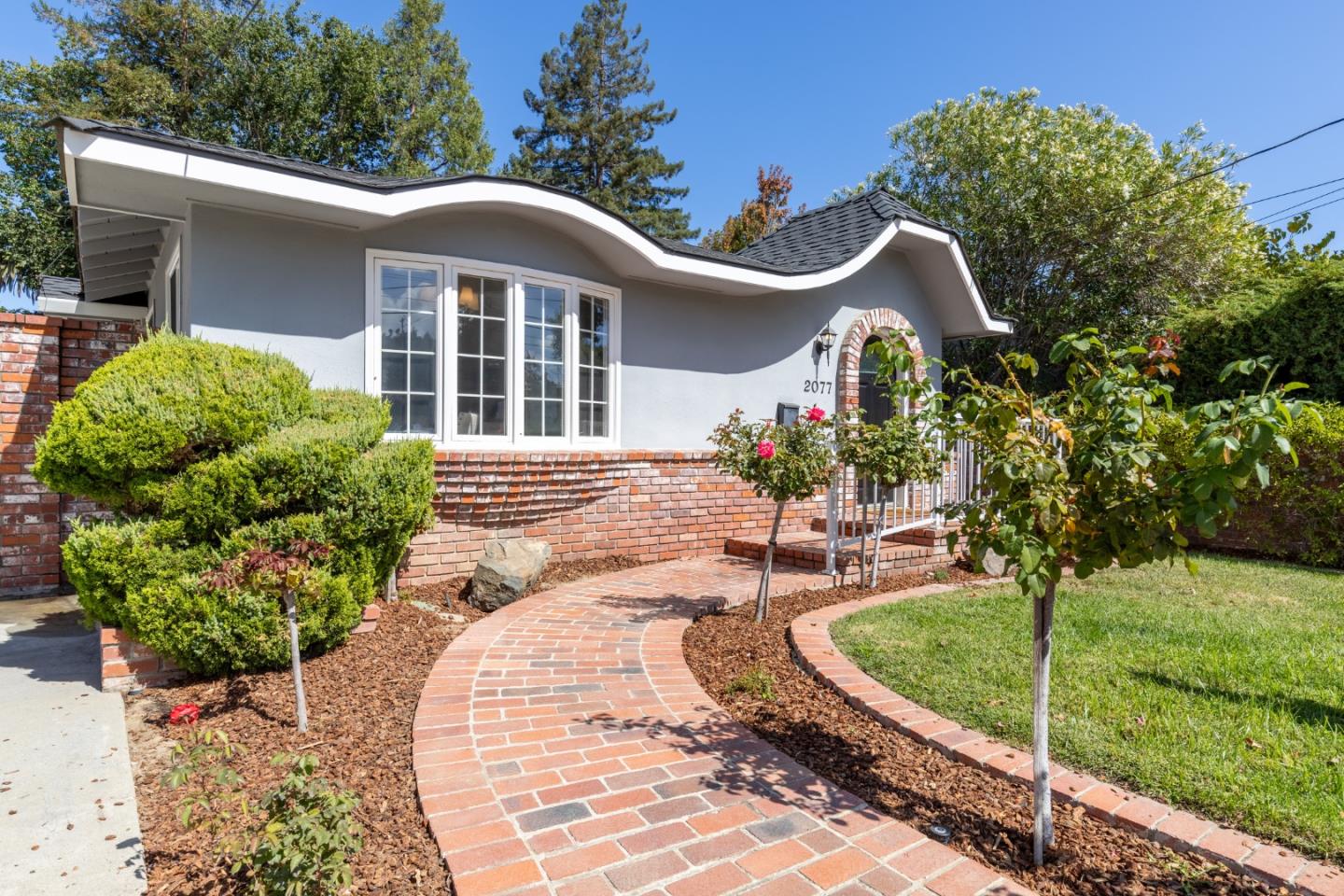 Detail Gallery Image 1 of 1 For 2077 Williams St, Palo Alto,  CA 94306 - 4 Beds | 2/1 Baths
