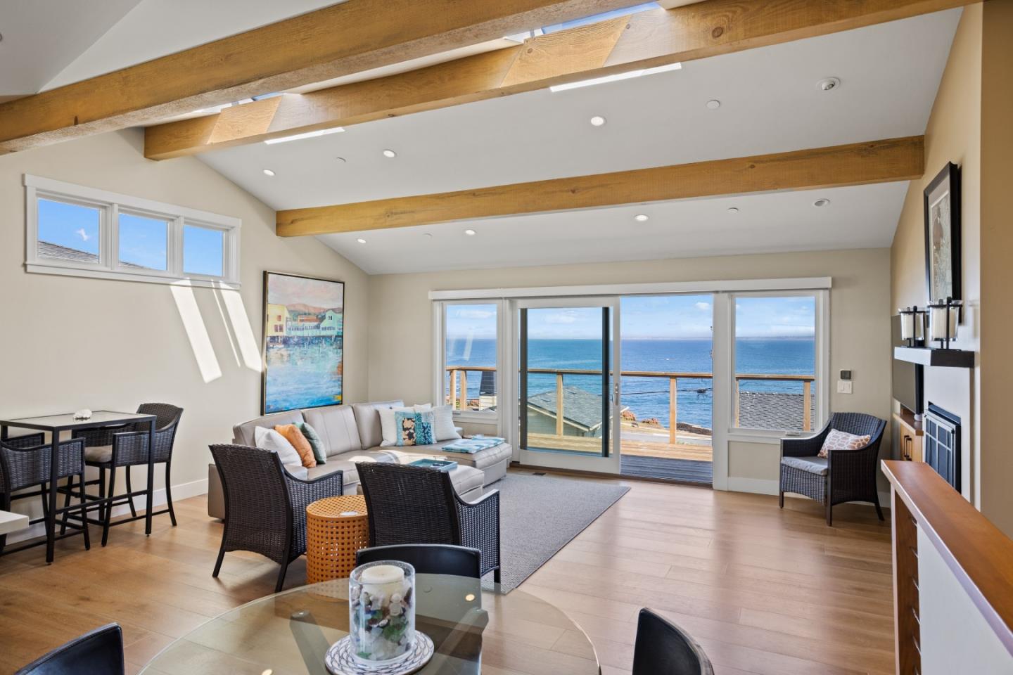 Detail Gallery Image 1 of 1 For 904 Del Monte Blvd, Pacific Grove,  CA 93950 - 3 Beds | 3/1 Baths