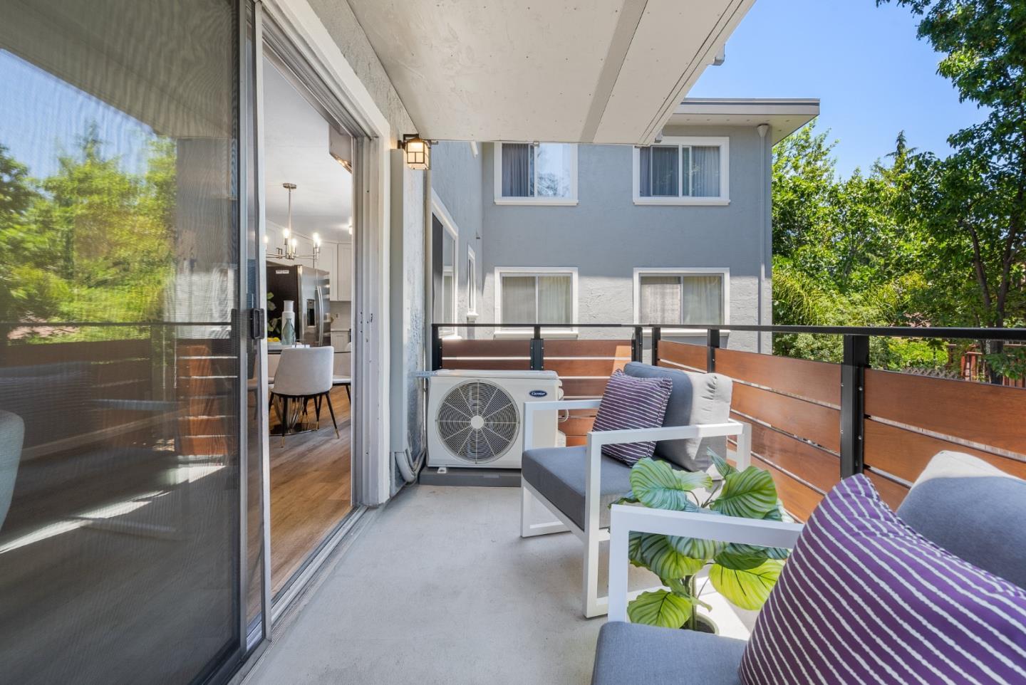 Detail Gallery Image 23 of 30 For 88 Claremont Ave #2,  Redwood City,  CA 94062 - 2 Beds | 2 Baths
