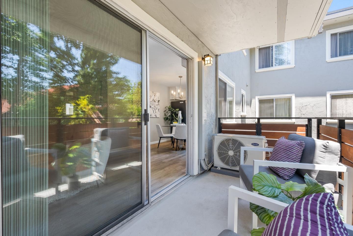 Detail Gallery Image 24 of 30 For 88 Claremont Ave #2,  Redwood City,  CA 94062 - 2 Beds | 2 Baths
