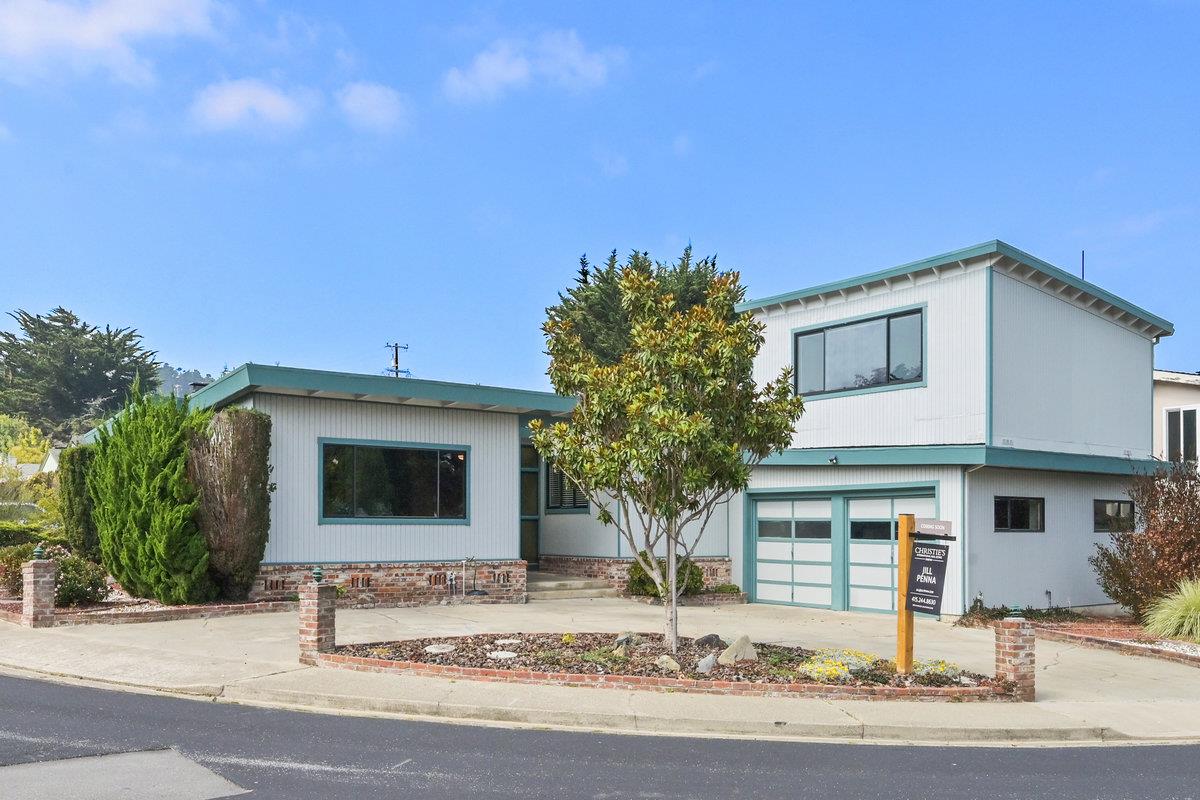 Photo of 308 Granada Dr in South San Francisco, CA