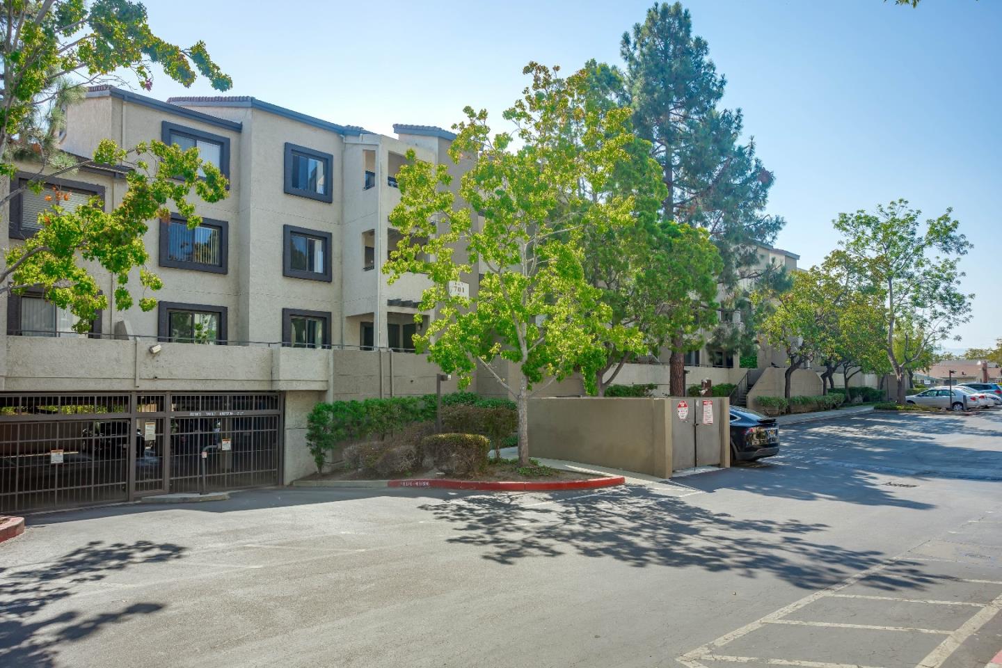 Detail Gallery Image 1 of 1 For 880 E Fremont Ave #723,  Sunnyvale,  CA 94087 - 2 Beds | 2 Baths