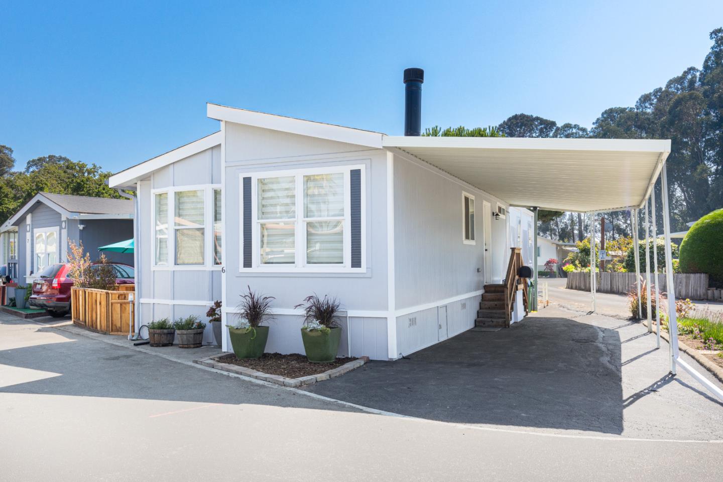 Detail Gallery Image 1 of 1 For 2546 Capitola Rd #6,  Santa Cruz,  CA 95062 - 3 Beds | 2 Baths
