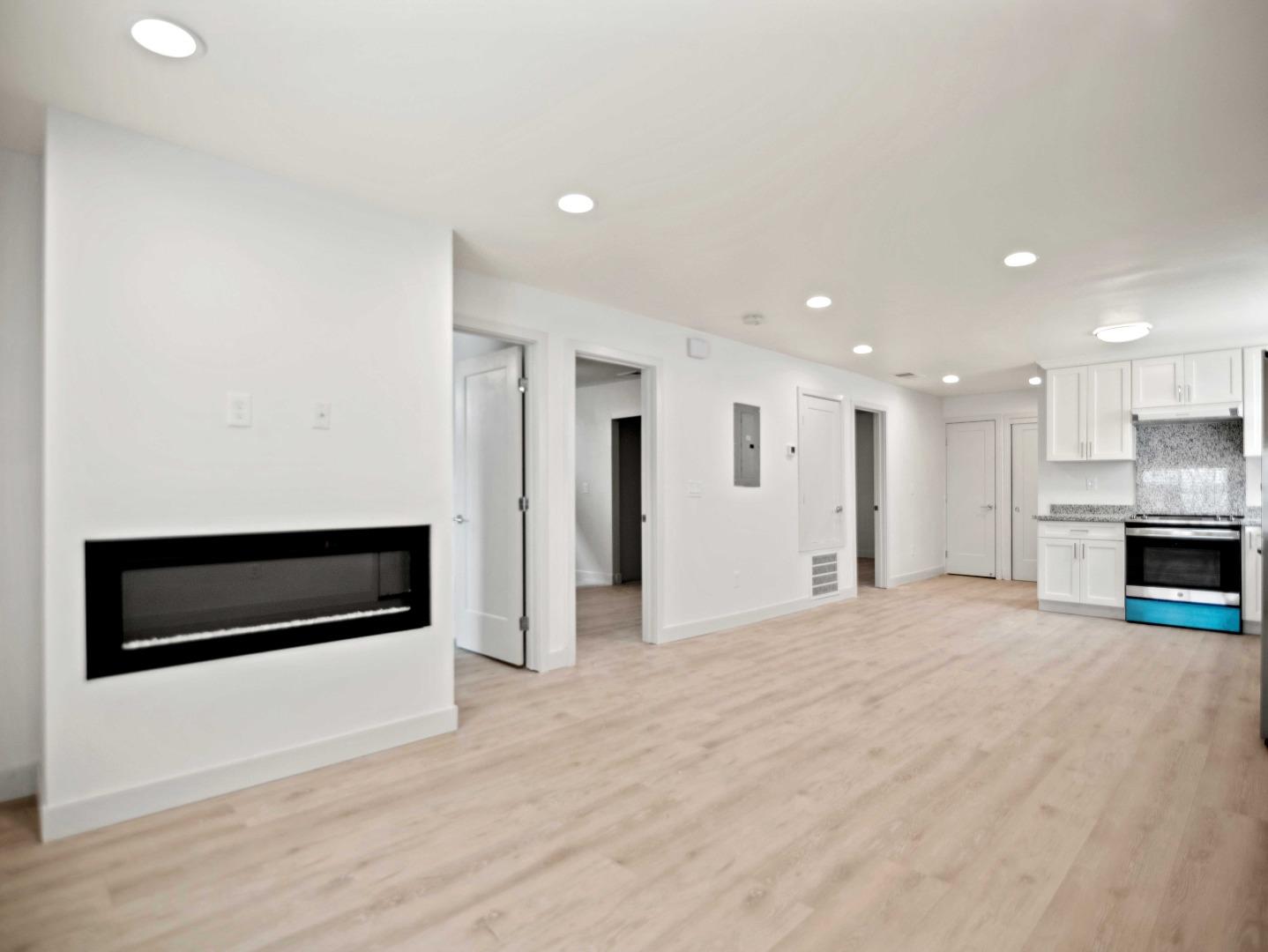 Detail Gallery Image 20 of 36 For 16770 Rolando Ave, San Leandro,  CA 94578 - 7 Beds | 3 Baths