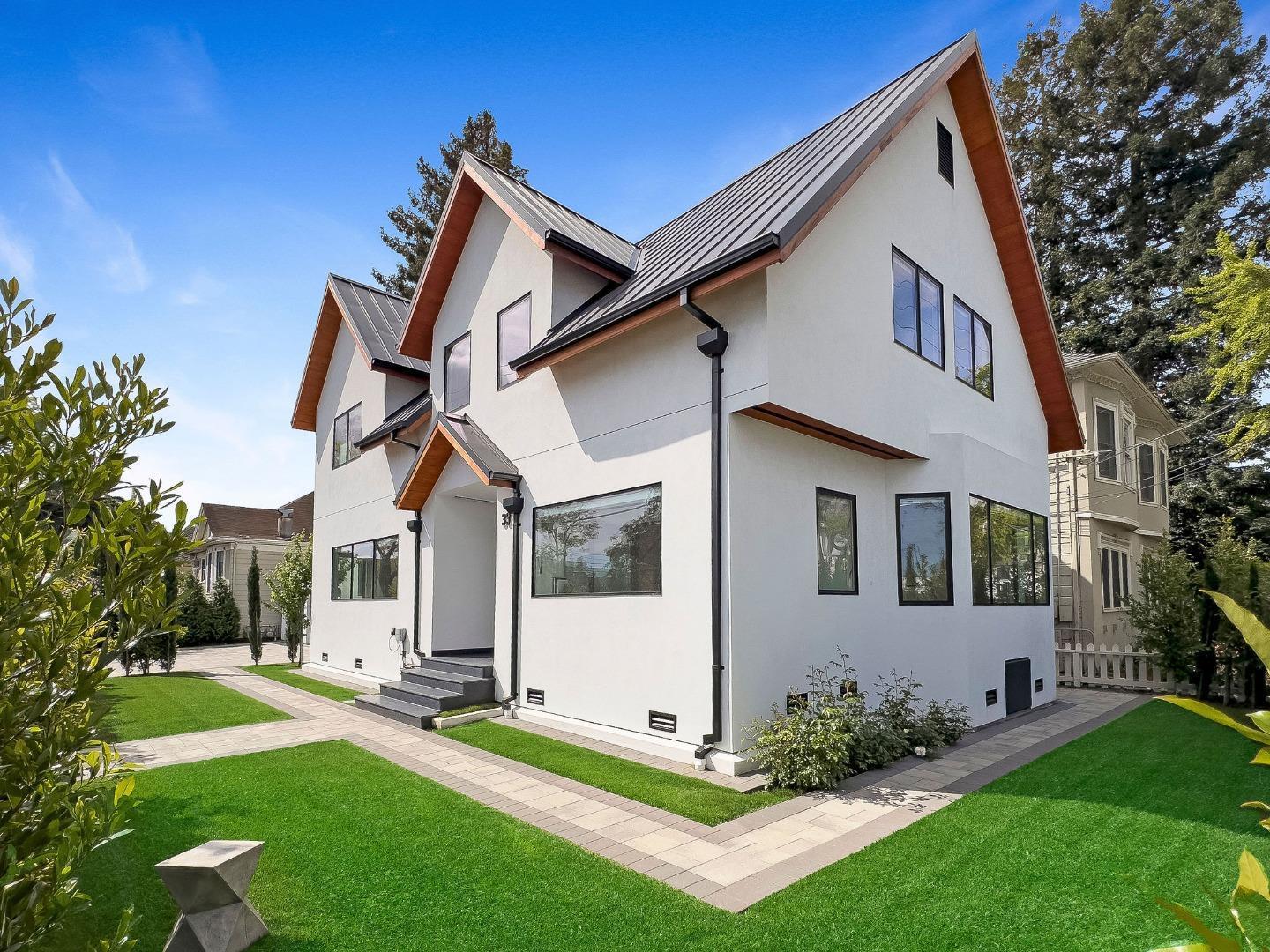 Photo of 33 Highland Ave in Burlingame, CA