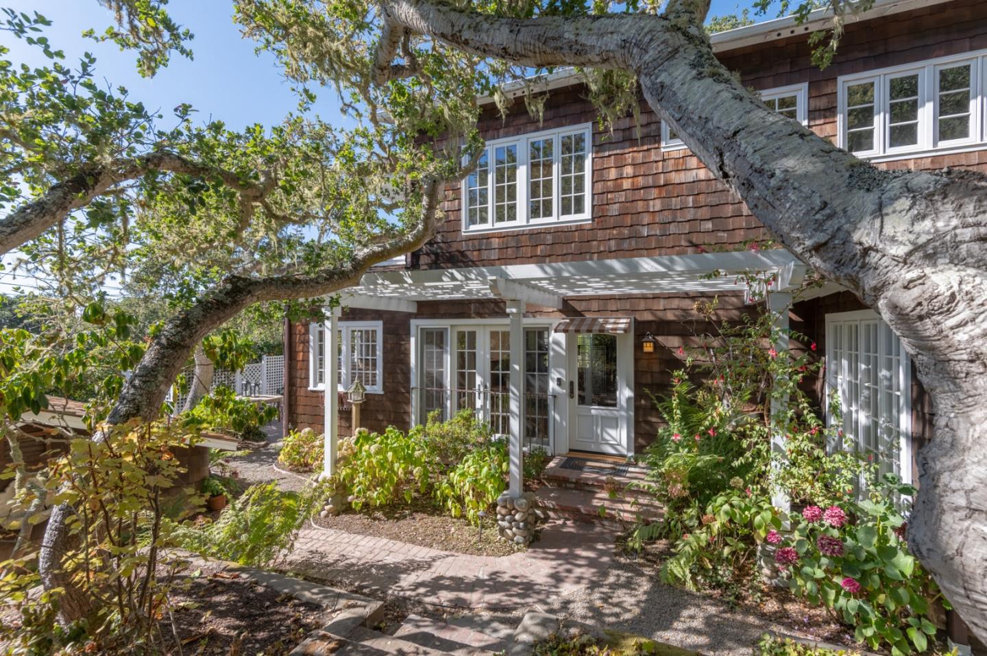 Photo of 24439 San Juan Rd in Carmel, CA