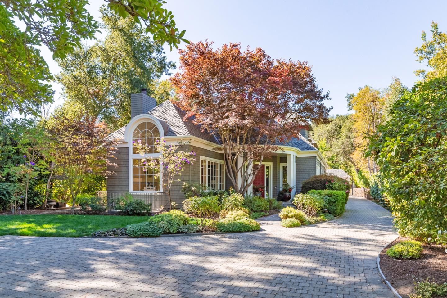 Detail Gallery Image 1 of 1 For 30 Amador Ave, Atherton,  CA 94027 - 5 Beds | 5/1 Baths