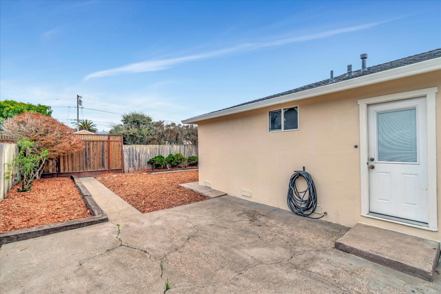Detail Gallery Image 43 of 48 For 1159 De Solo Dr, Pacifica,  CA 94044 - 3 Beds | 1 Baths