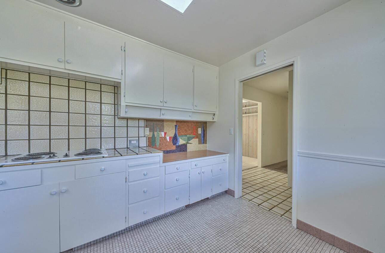Detail Gallery Image 12 of 33 For 2935 Bird Rock Rd, Pebble Beach,  CA 93953 - 3 Beds | 2 Baths