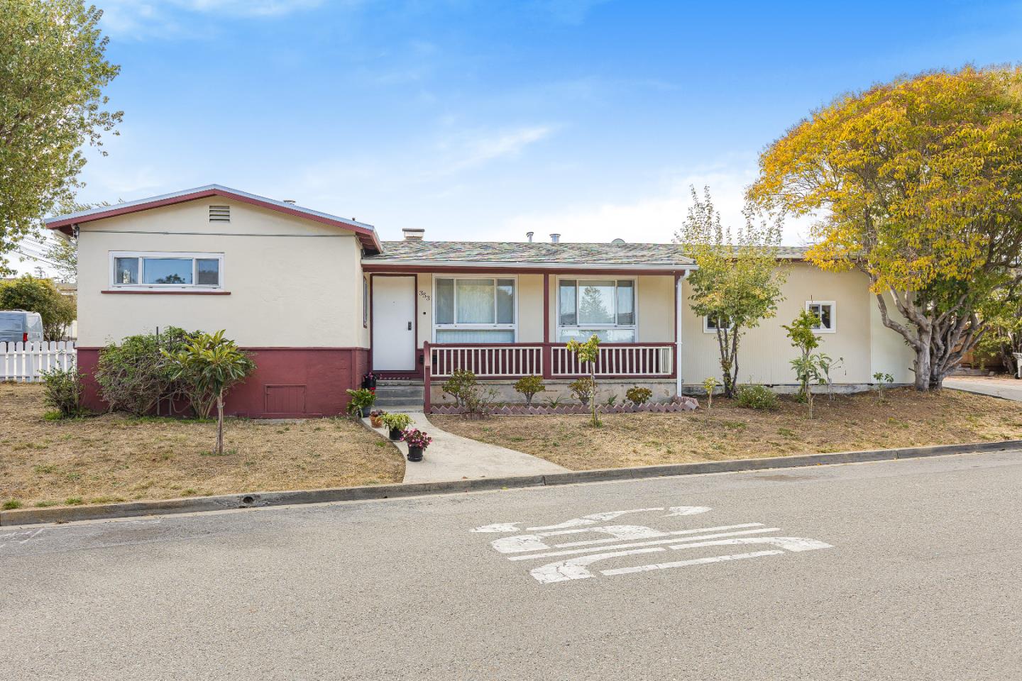 353 Cedar St, Millbrae, CA 94030