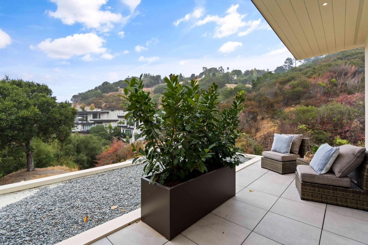 Detail Gallery Image 61 of 82 For 521 Canyon Vista Way, San Carlos,  CA 94070 - 4 Beds | 4/1 Baths