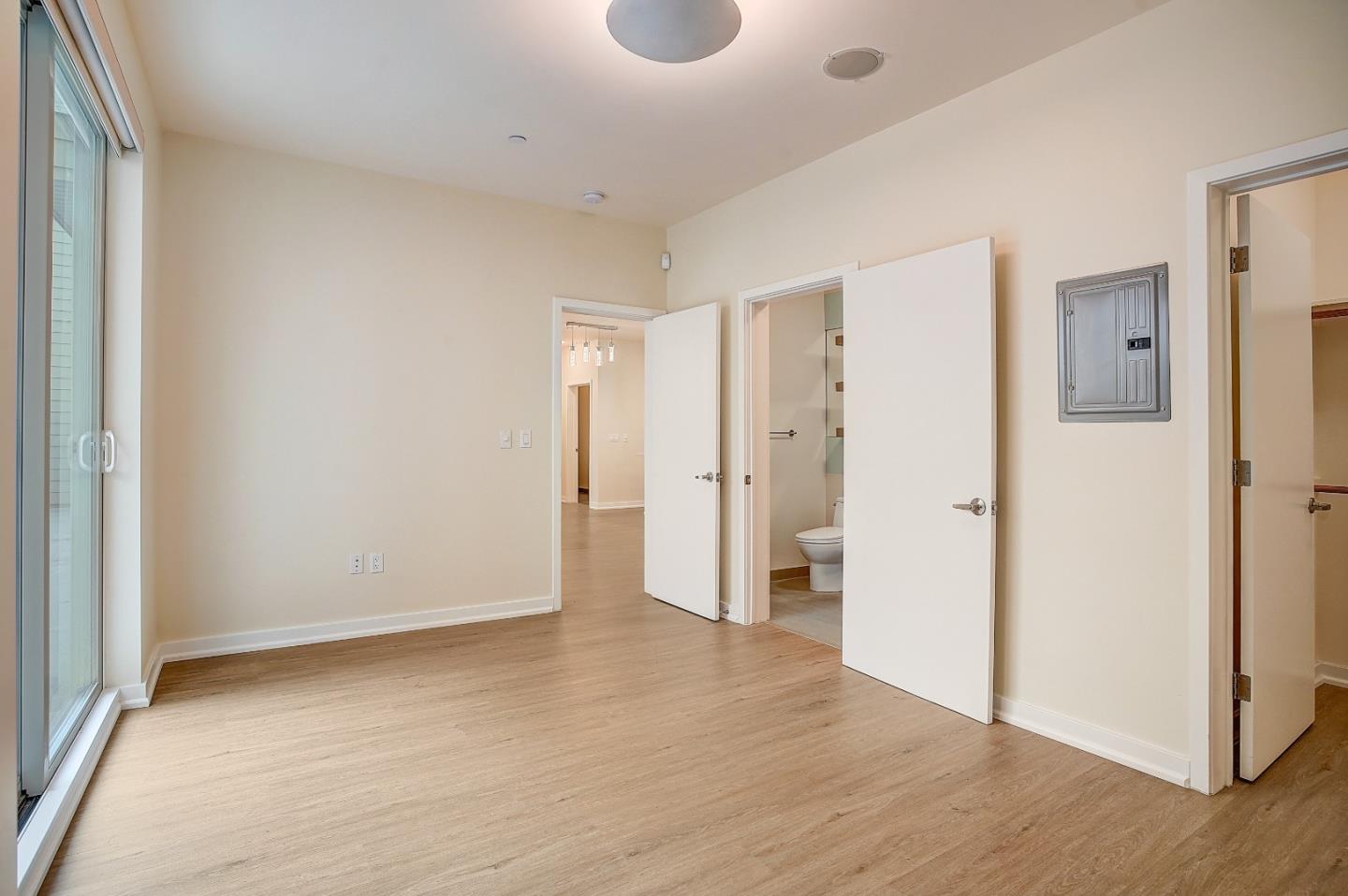 Detail Gallery Image 13 of 65 For 238 Olive St #202,  San Francisco,  CA 94109 - 2 Beds | 2 Baths