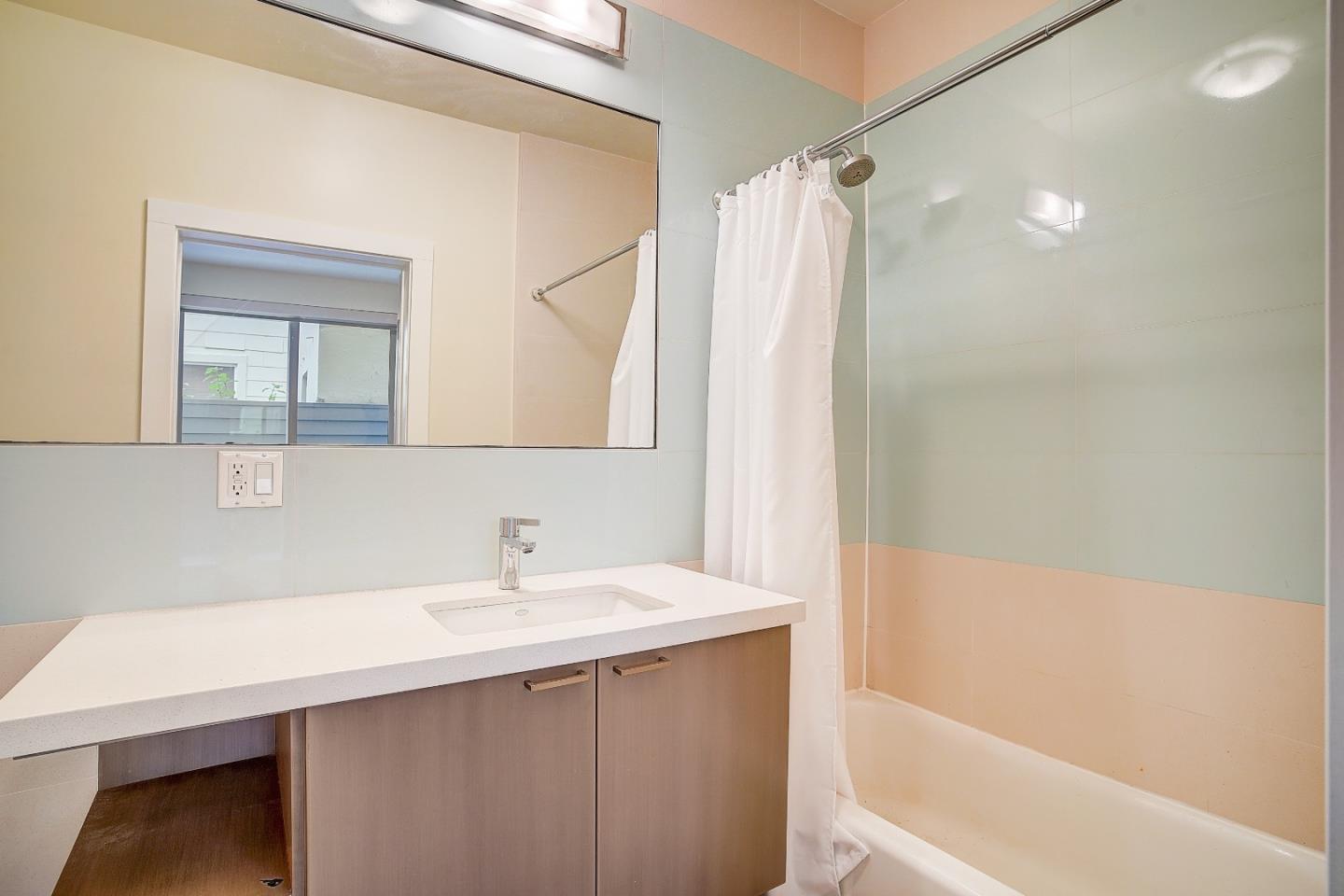 Detail Gallery Image 19 of 65 For 238 Olive St #202,  San Francisco,  CA 94109 - 2 Beds | 2 Baths