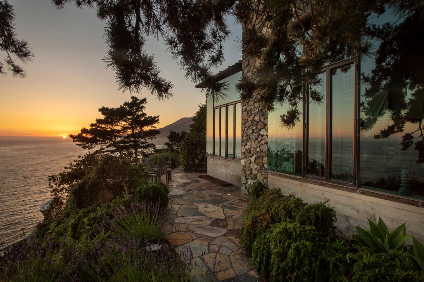 Detail Gallery Image 38 of 84 For Highway 1, Big Sur Coast,  CA 93920 - 2 Beds | 2 Baths