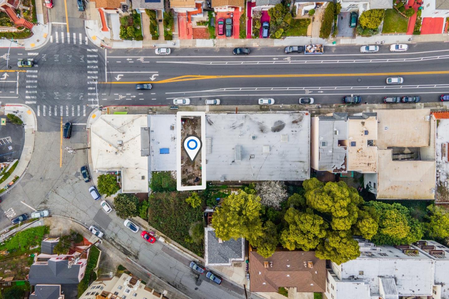 Detail Gallery Image 6 of 19 For 2712-2726 Park Blvd, Oakland,  CA 94606 - – Beds | – Baths