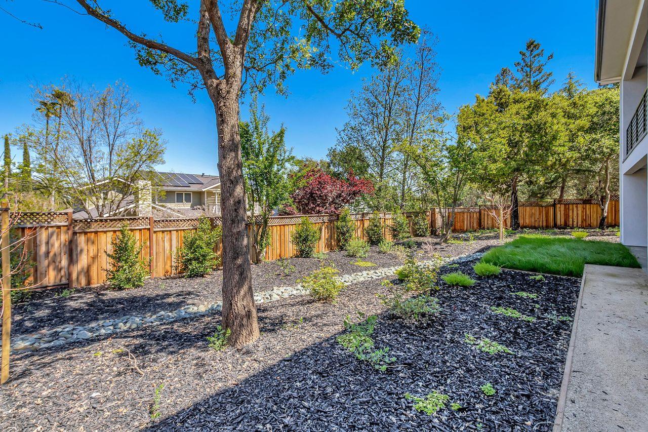 Detail Gallery Image 55 of 60 For 16221 Seaborn Ct, Monte Sereno,  CA 95030 - 4 Beds | 3/1 Baths