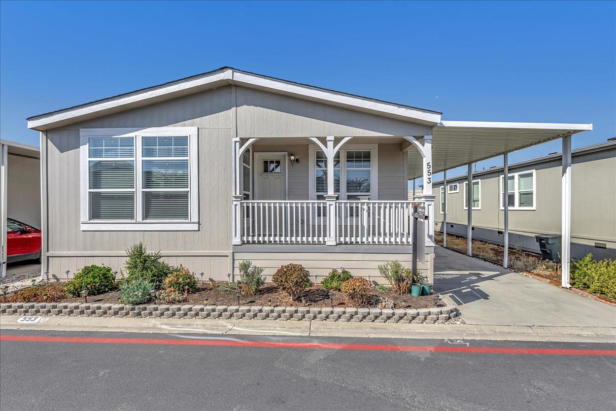 Detail Gallery Image 1 of 1 For 1220 Tasman Dr #553,  Sunnyvale,  CA 94089 - 3 Beds | 2 Baths