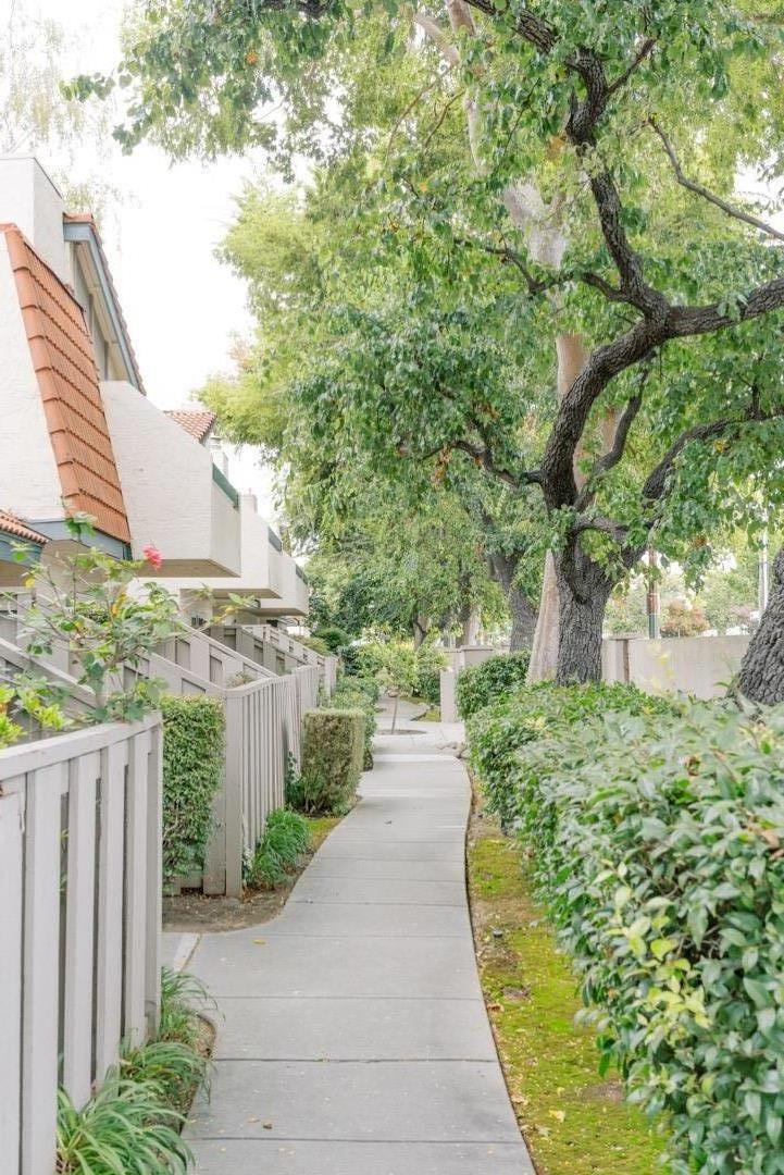 Detail Gallery Image 3 of 33 For 3173 Payne Ave #4,  San Jose,  CA 95117 - 1 Beds | 1/1 Baths