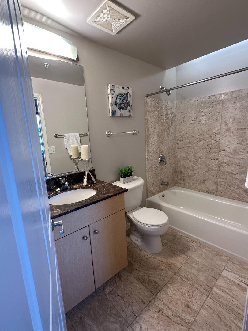 Detail Gallery Image 11 of 48 For 140 South Van Ness Ave #1019,  San Francisco,  CA 94103 - 2 Beds | 2 Baths