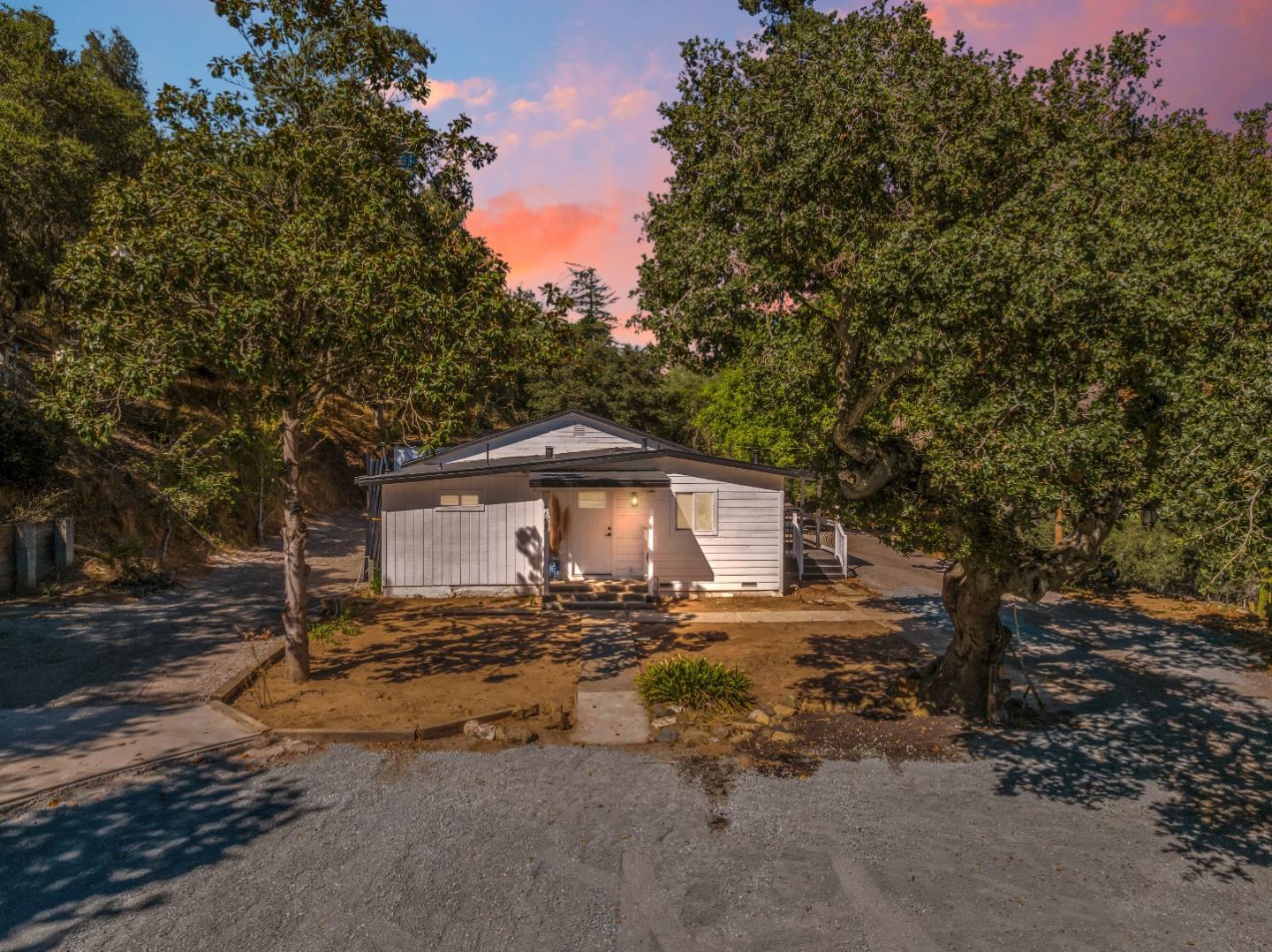 1666 San Miguel Cyn Rd  