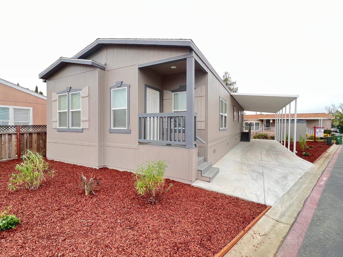 Detail Gallery Image 1 of 21 For 2052 Gold St #34,  Alviso,  CA 95002 - 3 Beds | 2 Baths