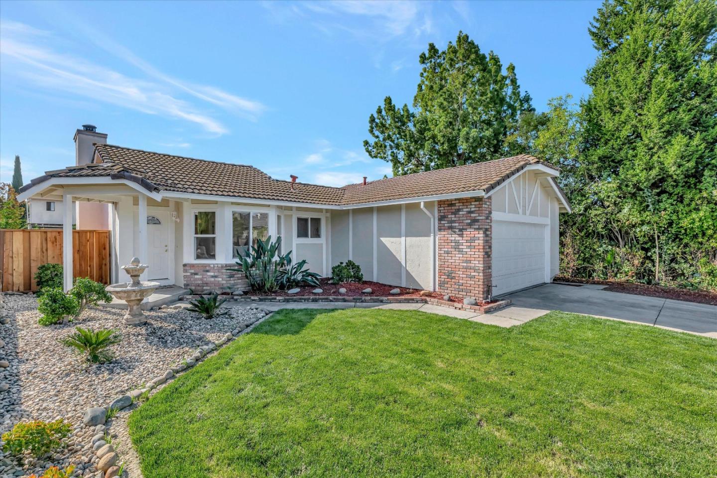 Detail Gallery Image 1 of 1 For 3376 Fronda Dr, San Jose,  CA 95148 - 3 Beds | 2 Baths