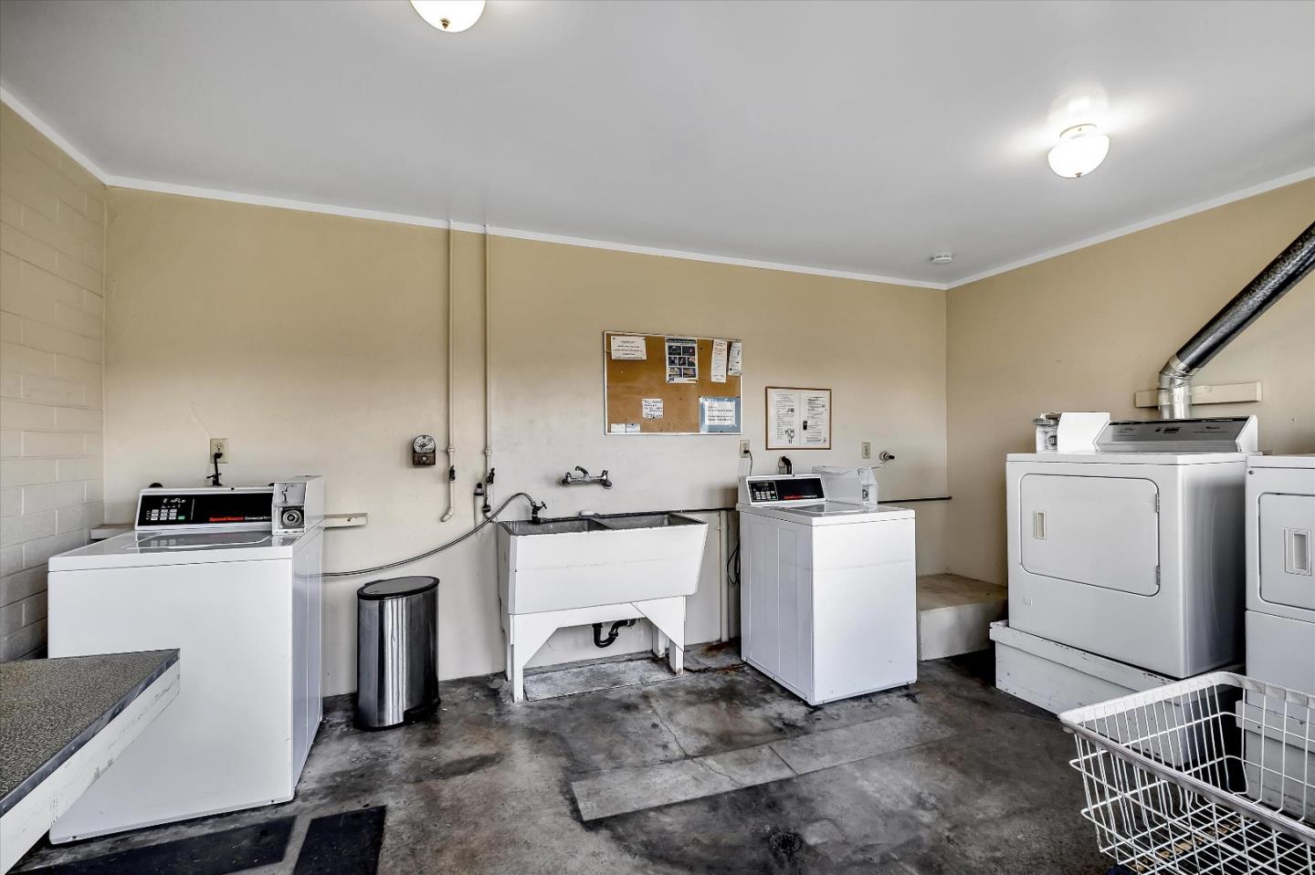 Detail Gallery Image 24 of 29 For 750 47th Ave #39,  Capitola,  CA 95010 - 1 Beds | 1 Baths
