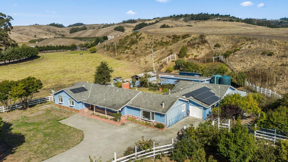 486 Stage Road, Pescadero, California 94060, 4 Bedrooms Bedrooms, ,3 BathroomsBathrooms,Residential,For Sale,486 Stage Road,ML81945135