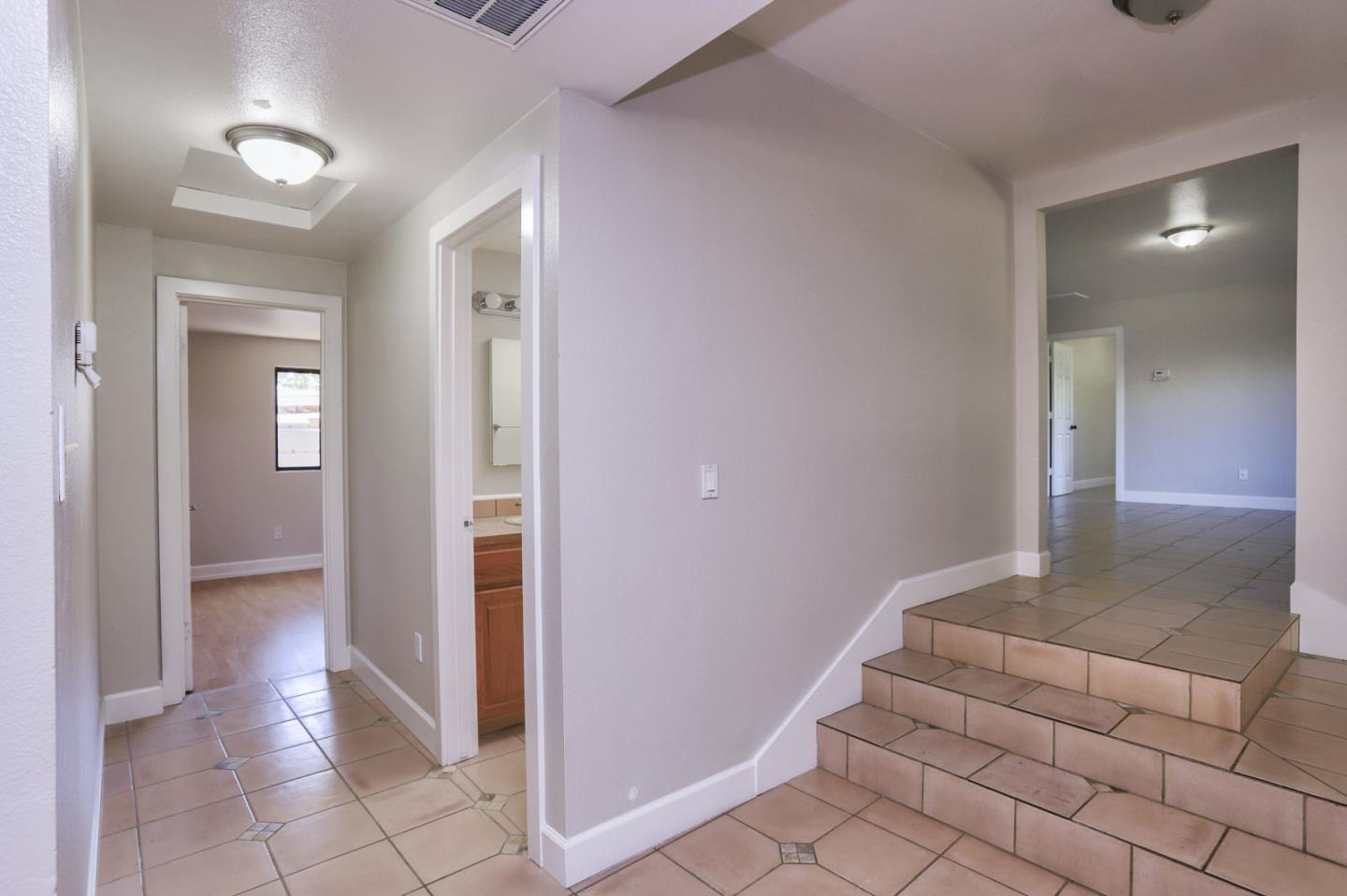 Detail Gallery Image 18 of 32 For 3056 Gnesa Rd, Modesto,  CA 95358 - 6 Beds | 2 Baths