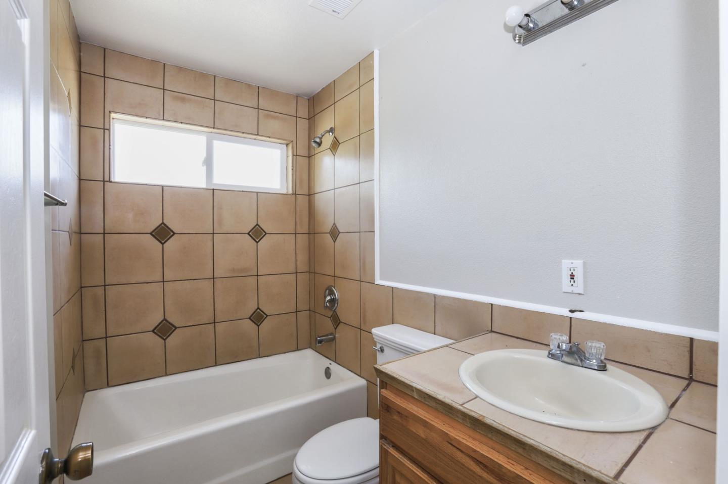 3056 Gnesa Rd, Riverdale Park, CA 95358 photo 27