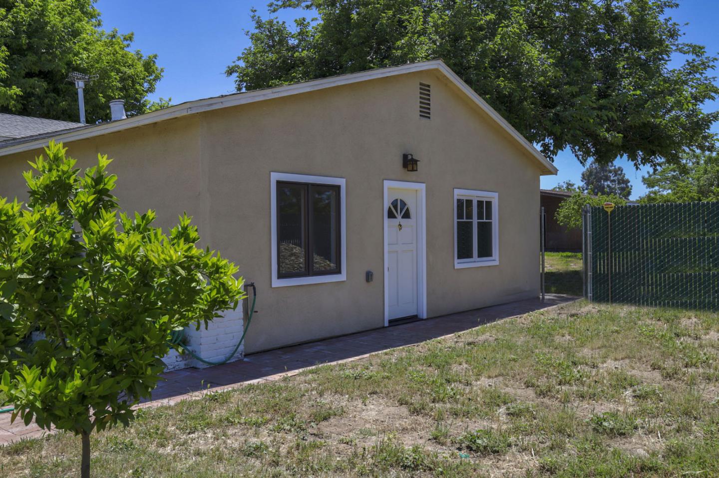 3056 Gnesa Rd, Riverdale Park, CA 95358 photo 4