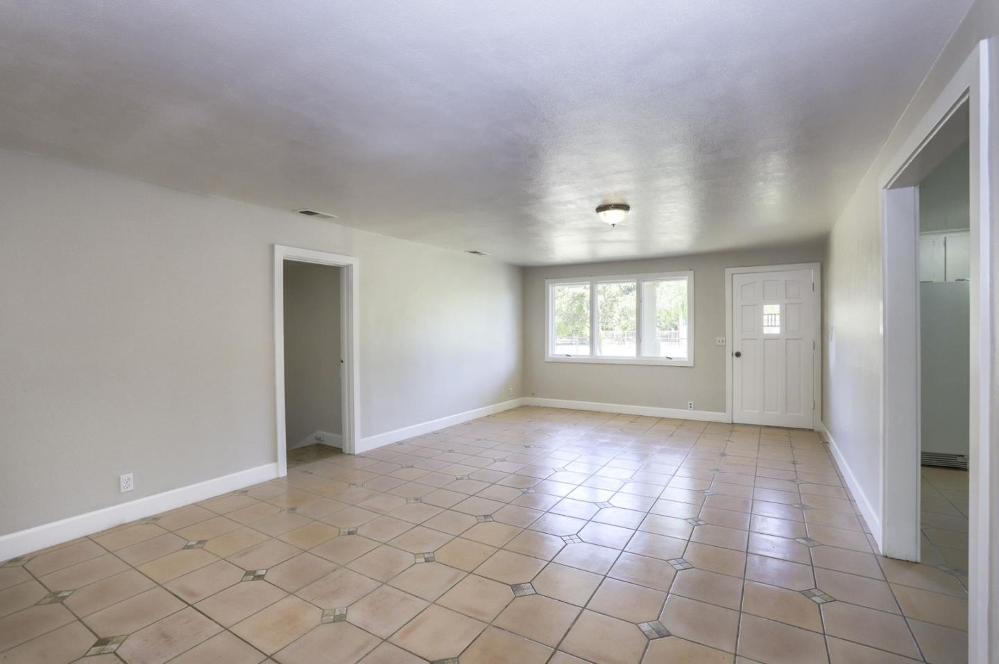 3056 Gnesa Rd, Riverdale Park, CA 95358 photo 8