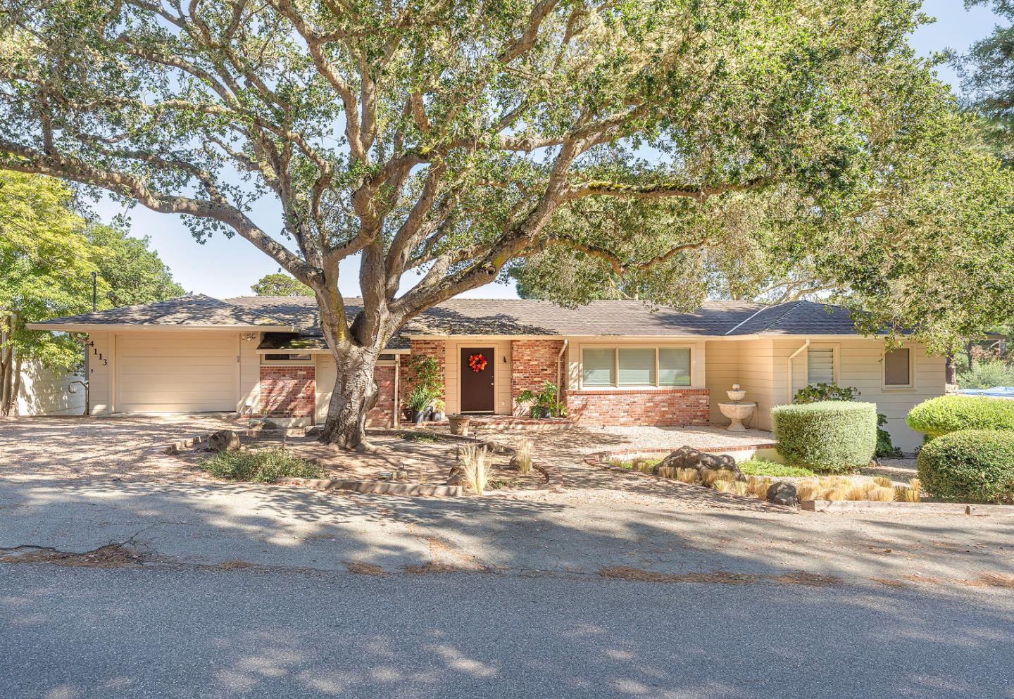 Detail Gallery Image 15 of 15 For Crest Rd, Pebble Beach,  CA 93953 - 1 Beds | 1 Baths