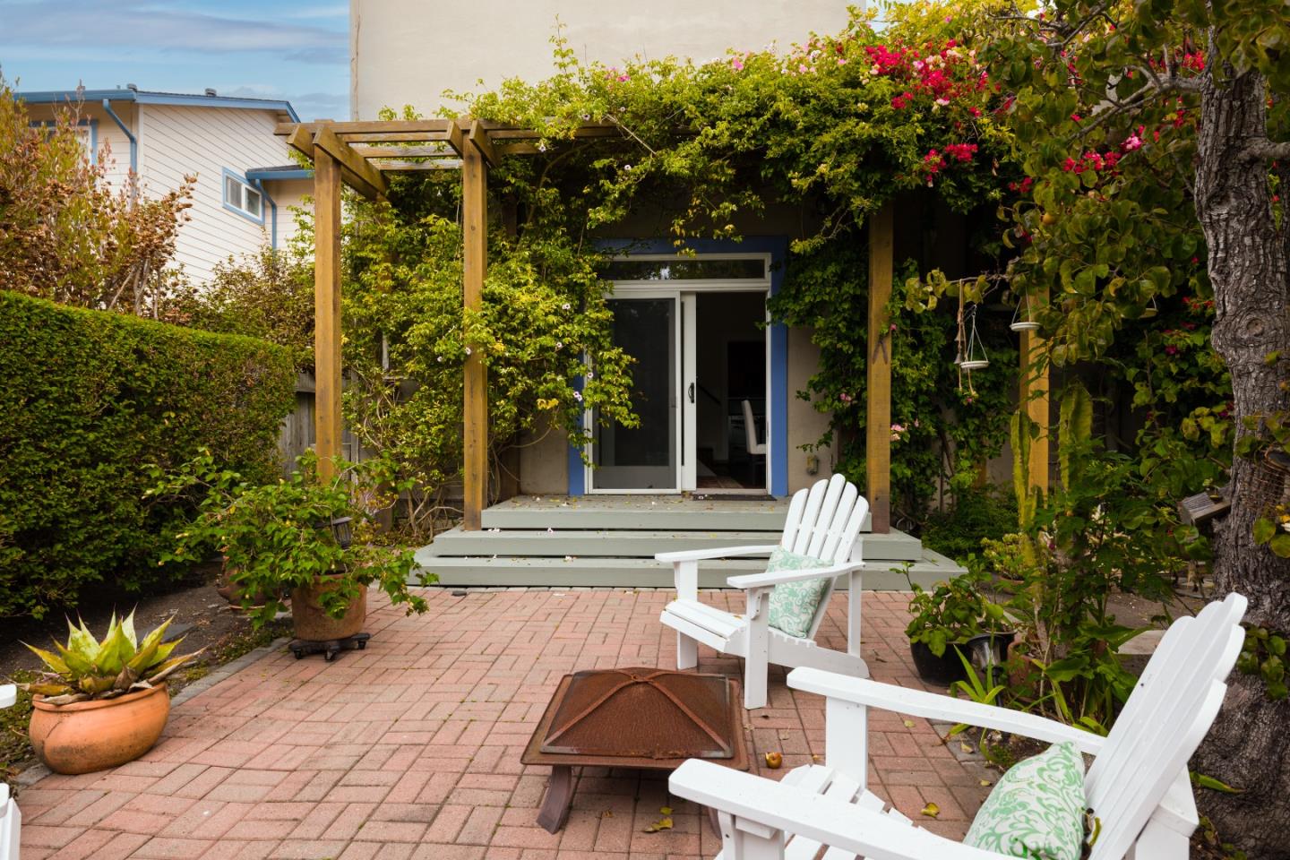 Detail Gallery Image 62 of 68 For 460 Poplar St, Half Moon Bay,  CA 94019 - 3 Beds | 2 Baths