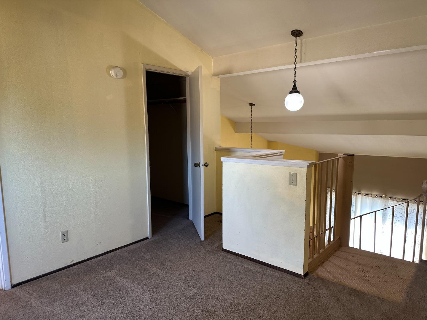 Detail Gallery Image 10 of 15 For 106 W Rossi St #8,  Salinas,  CA 93901 - 1 Beds | 1/1 Baths