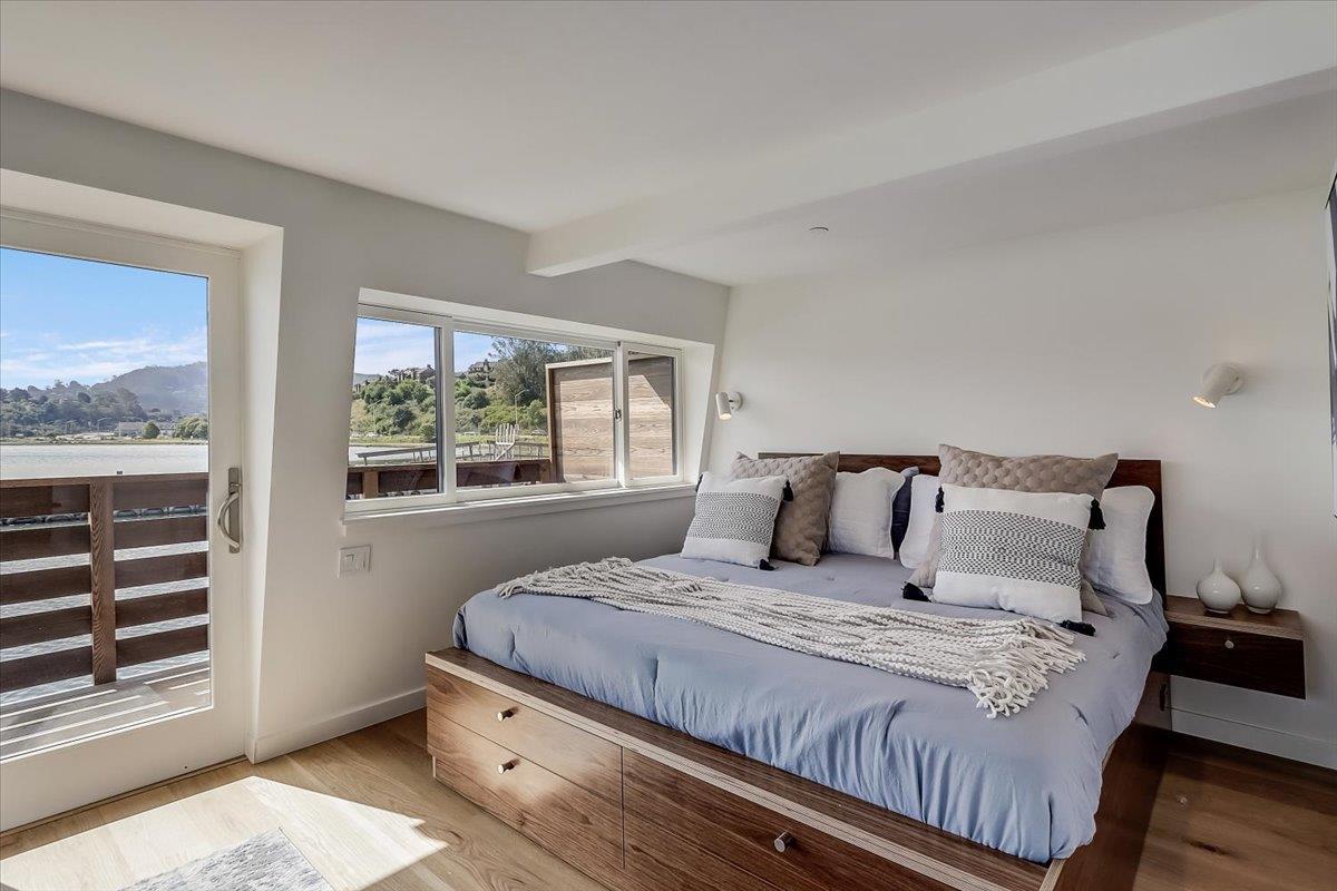 Detail Gallery Image 21 of 64 For 11 Commodore Marina #C,  Mill Valley,  CA 94941 - 1 Beds | 1 Baths