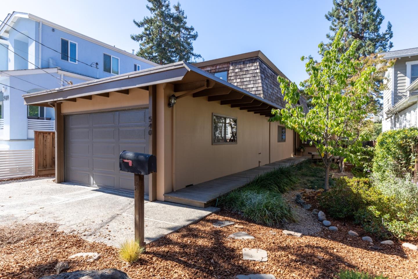 Detail Gallery Image 1 of 1 For 540 Bush St, Mountain View,  CA 94041 - 3 Beds | 2 Baths