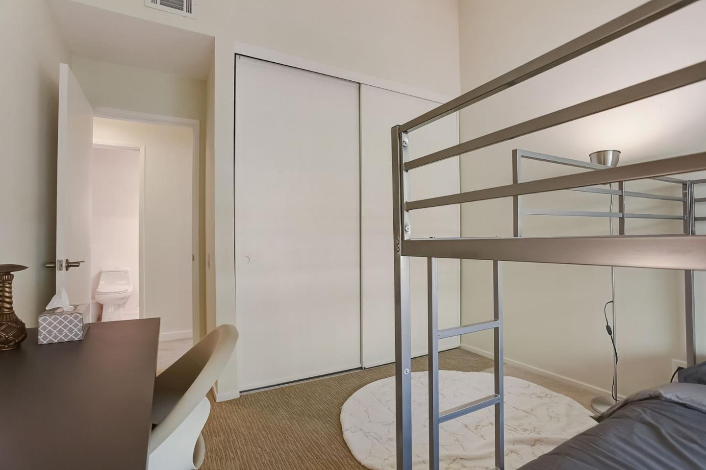 Detail Gallery Image 31 of 63 For 3374 Brittan Ave #13,  San Carlos,  CA 94070 - 3 Beds | 2 Baths