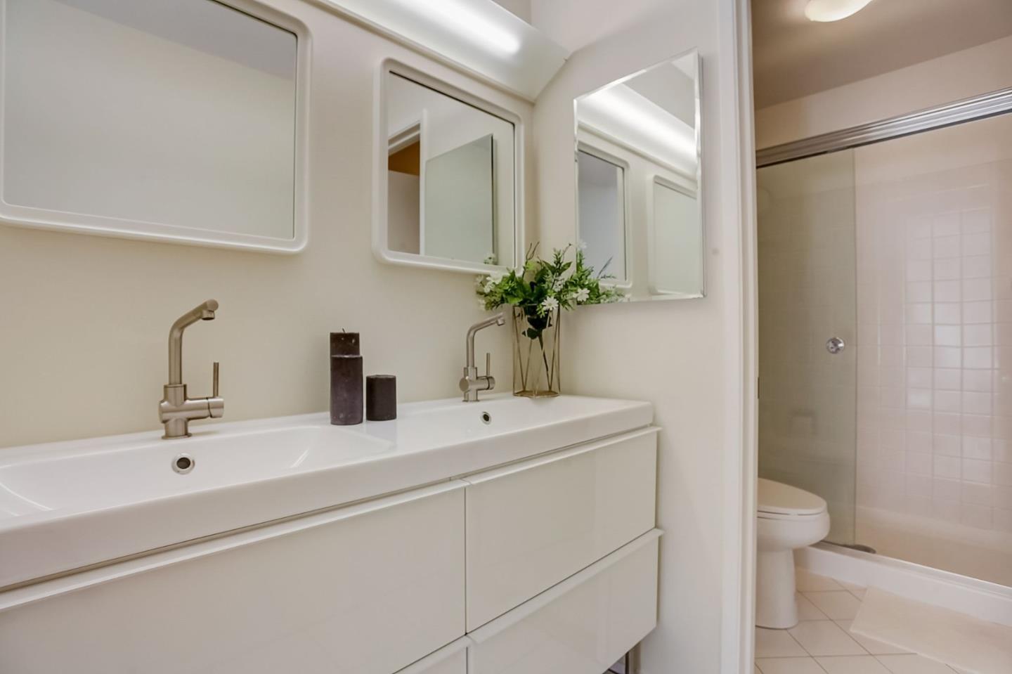 Detail Gallery Image 34 of 63 For 3374 Brittan Ave #13,  San Carlos,  CA 94070 - 3 Beds | 2 Baths