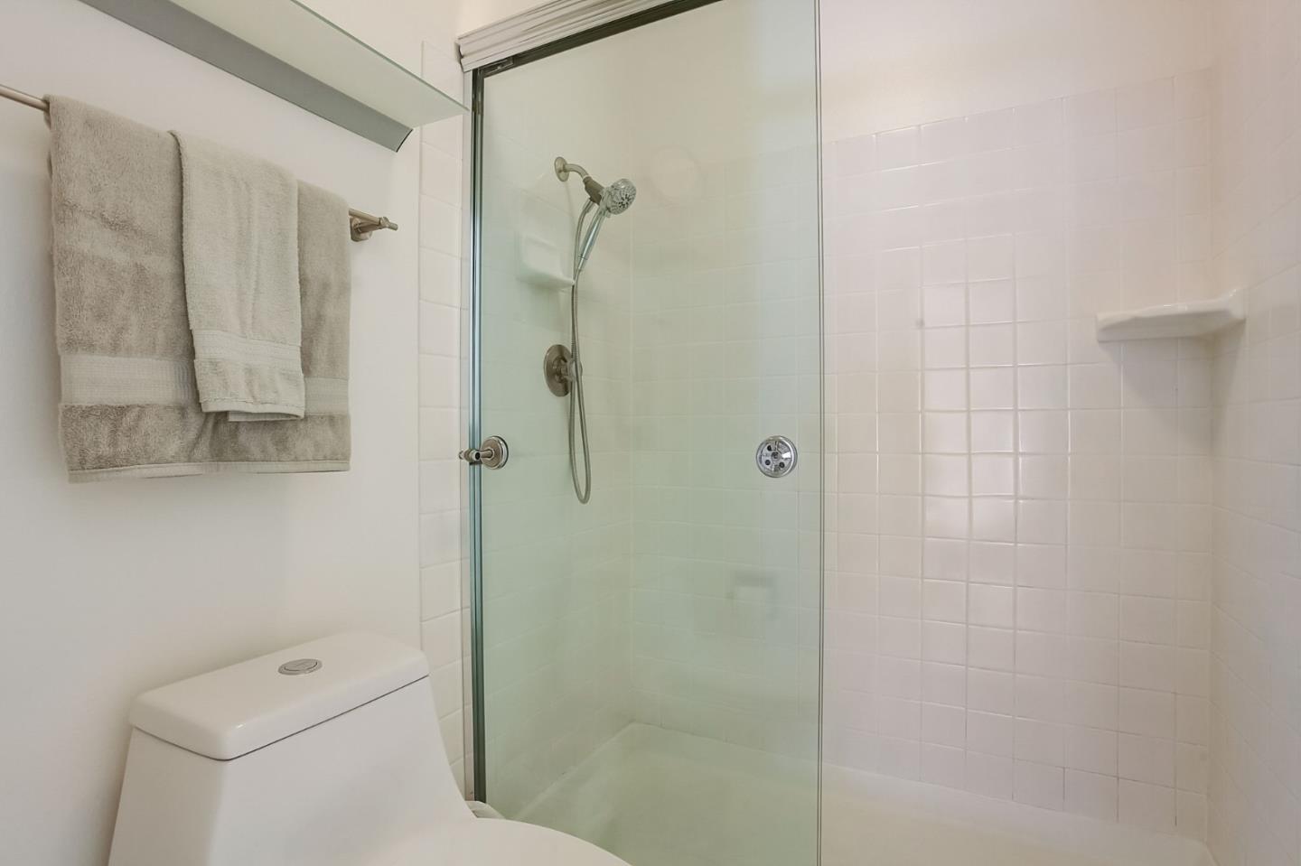 Detail Gallery Image 35 of 63 For 3374 Brittan Ave #13,  San Carlos,  CA 94070 - 3 Beds | 2 Baths