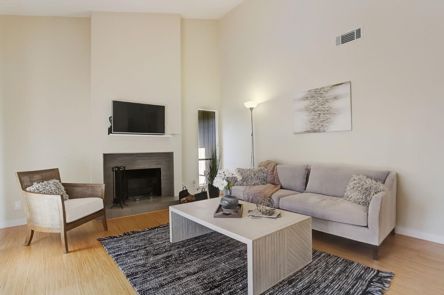 Detail Gallery Image 6 of 63 For 3374 Brittan Ave #13,  San Carlos,  CA 94070 - 3 Beds | 2 Baths