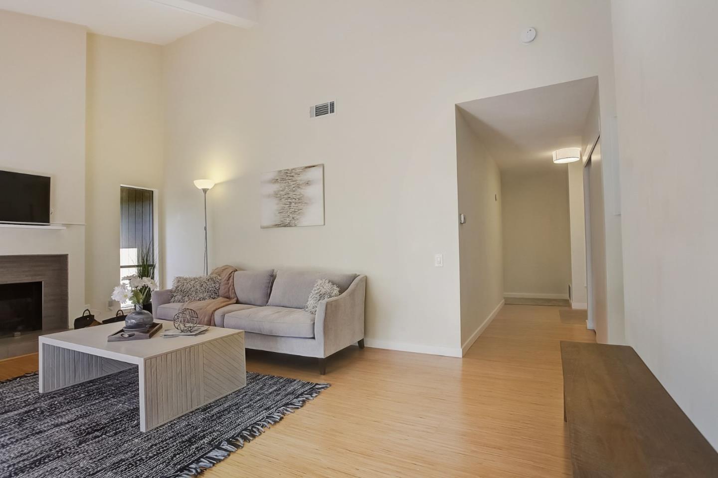 Detail Gallery Image 7 of 63 For 3374 Brittan Ave #13,  San Carlos,  CA 94070 - 3 Beds | 2 Baths