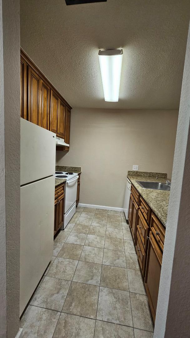Detail Gallery Image 9 of 19 For 410 5th St, Galt,  CA 95632 - – Beds | – Baths